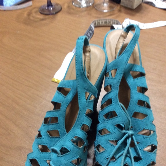 Nine West Teal Turquoise Suede Wedge - Picture 2 of 11